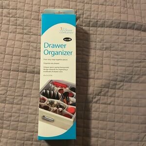 White plastic drawer organizers, set of 3
